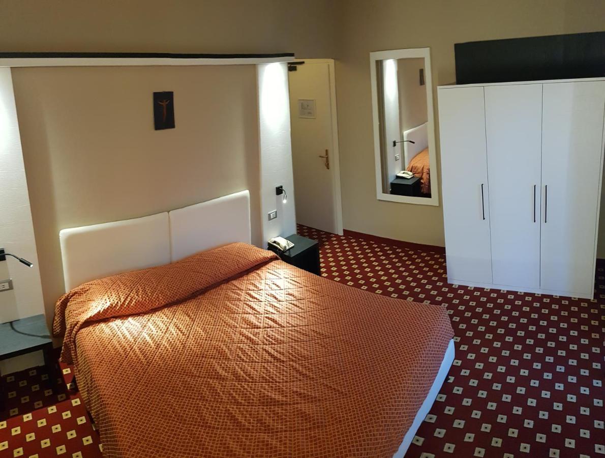 Hotel Diana Boario Terme المظهر الخارجي الصورة