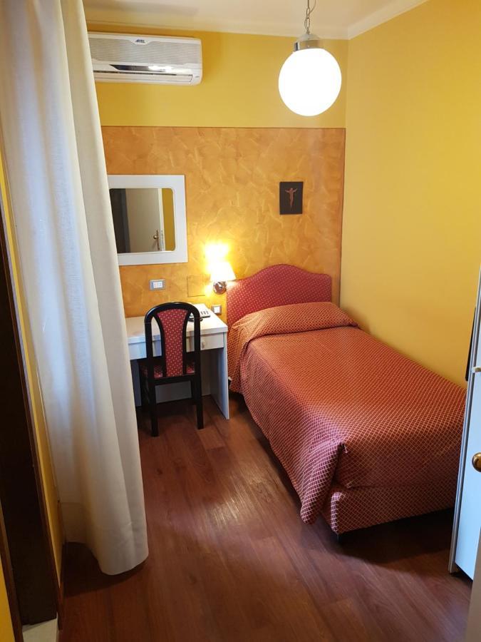 Hotel Diana Boario Terme المظهر الخارجي الصورة