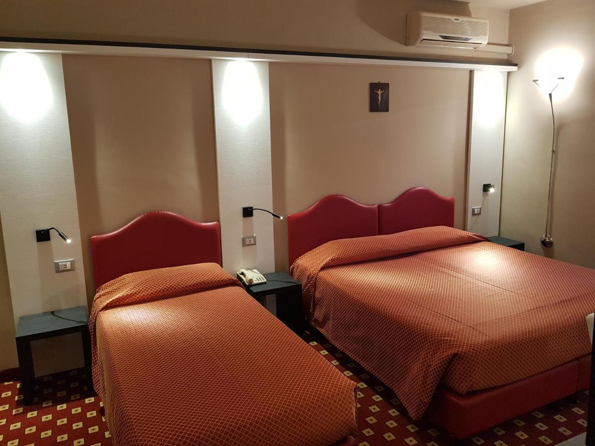 Hotel Diana Boario Terme المظهر الخارجي الصورة