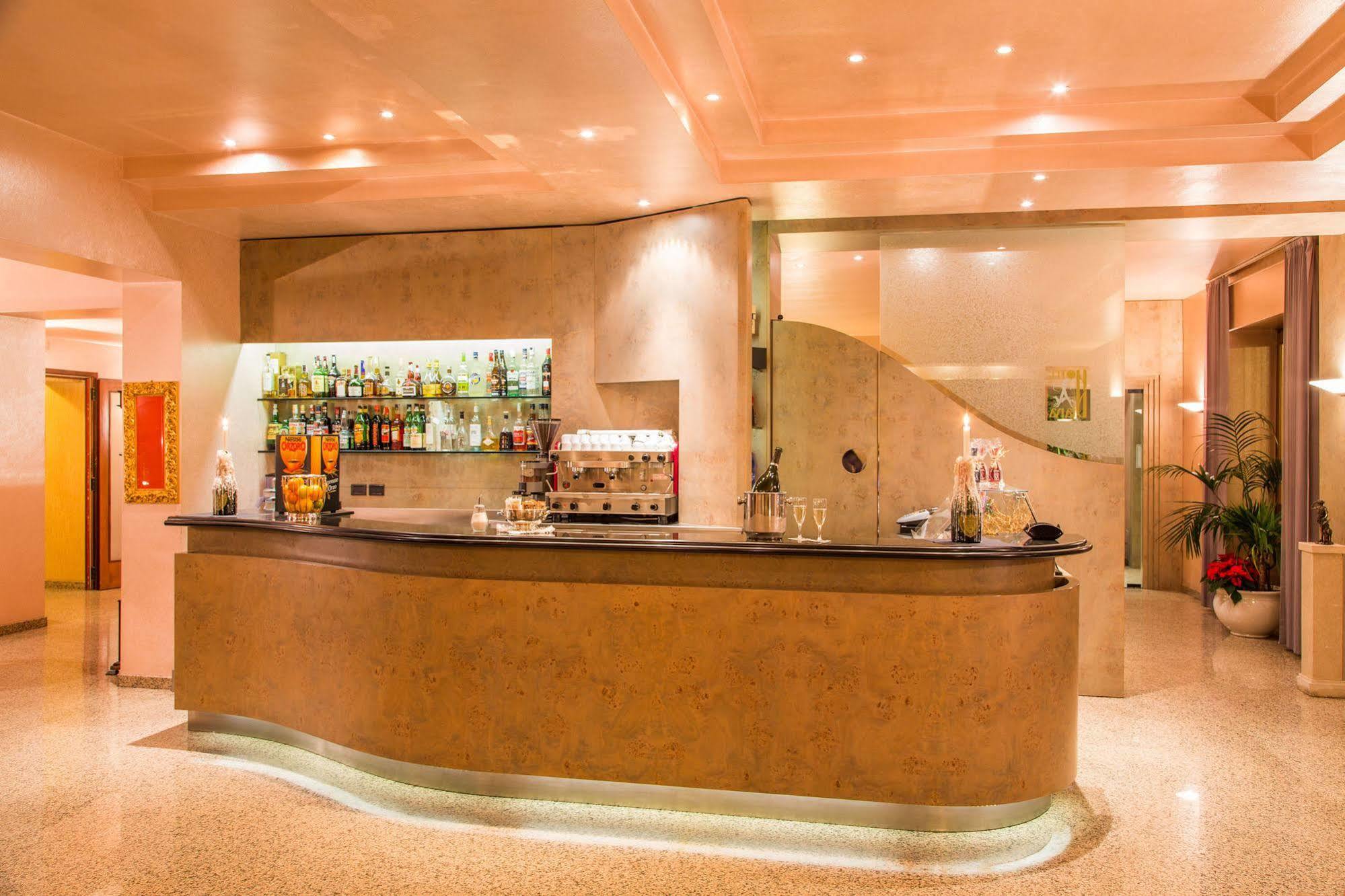 Hotel Diana Boario Terme المظهر الخارجي الصورة