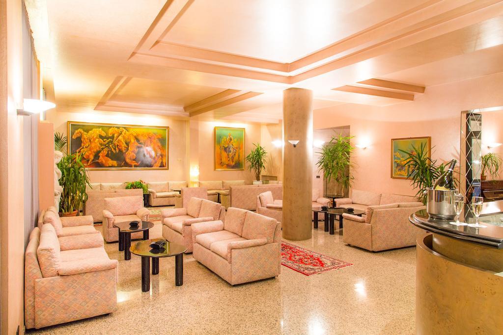 Hotel Diana Boario Terme المظهر الخارجي الصورة